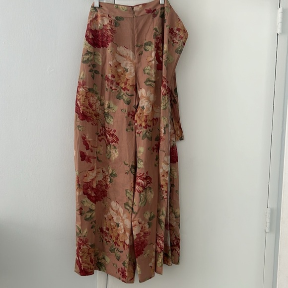 ZIMMERMANN Floral Print Wide Leg Pants
Sz XS - Picture 5 of 8